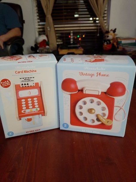 le toy van vintage phone
