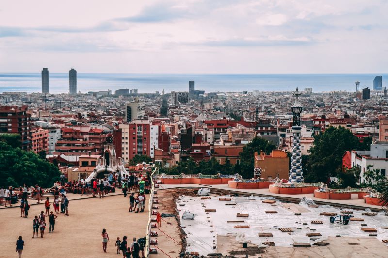 Travelling to Barcelona: Exploring the City’s Rich Culture and Private Clubs