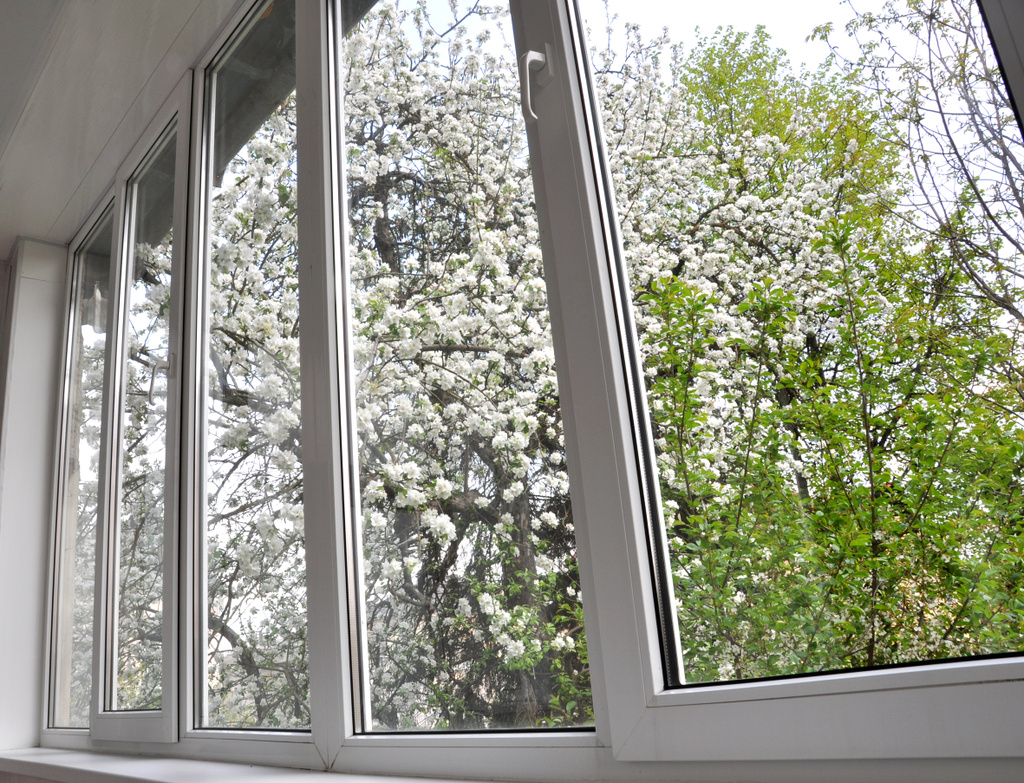 Metal-plastic windows in the loggia