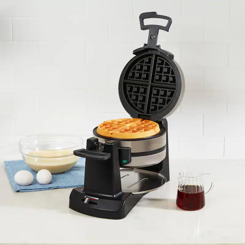 Cuisinart Double-Flip Belgian Waffle Maker