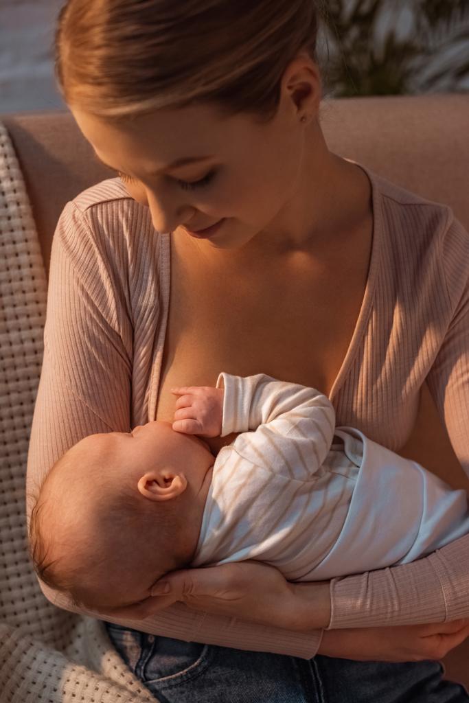 breastfeeding 