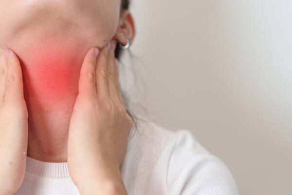 Common Symptoms of Hashimoto’s Thyroid Disease