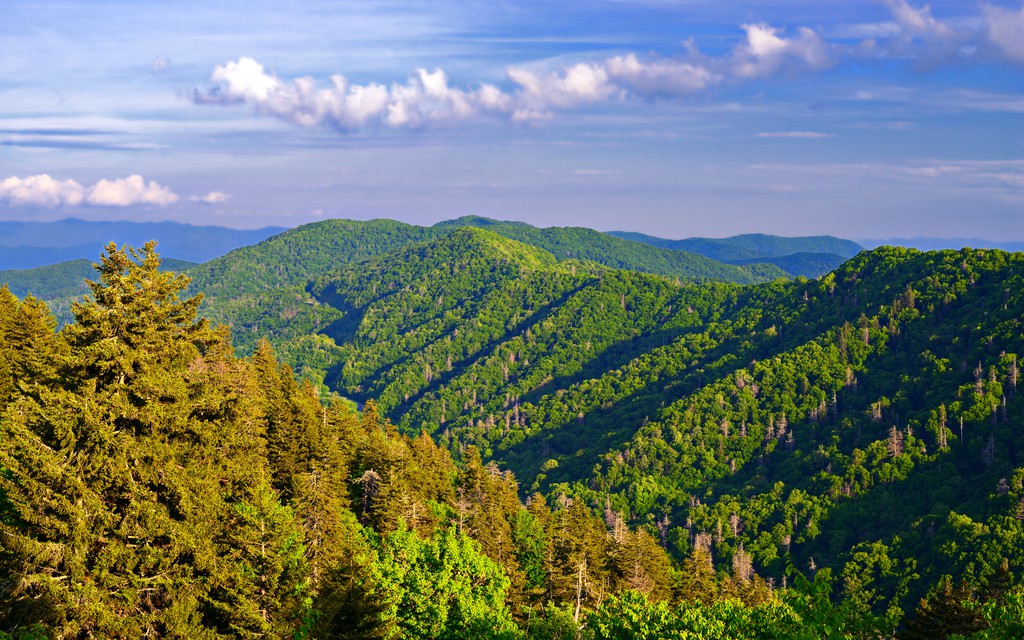 Gatlinburg, Tennessee, USA townscape in the Smoky Mountains.