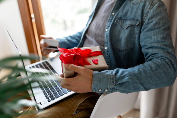 Top Gift Giving Trends You Need to Know for 2025